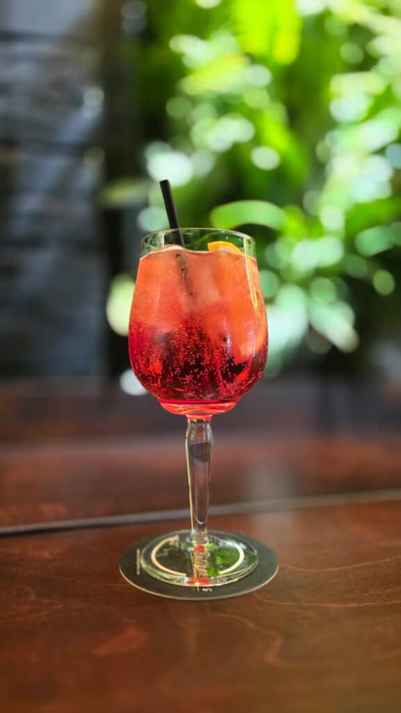 Le Campari Spritz by la Villa Batignolles